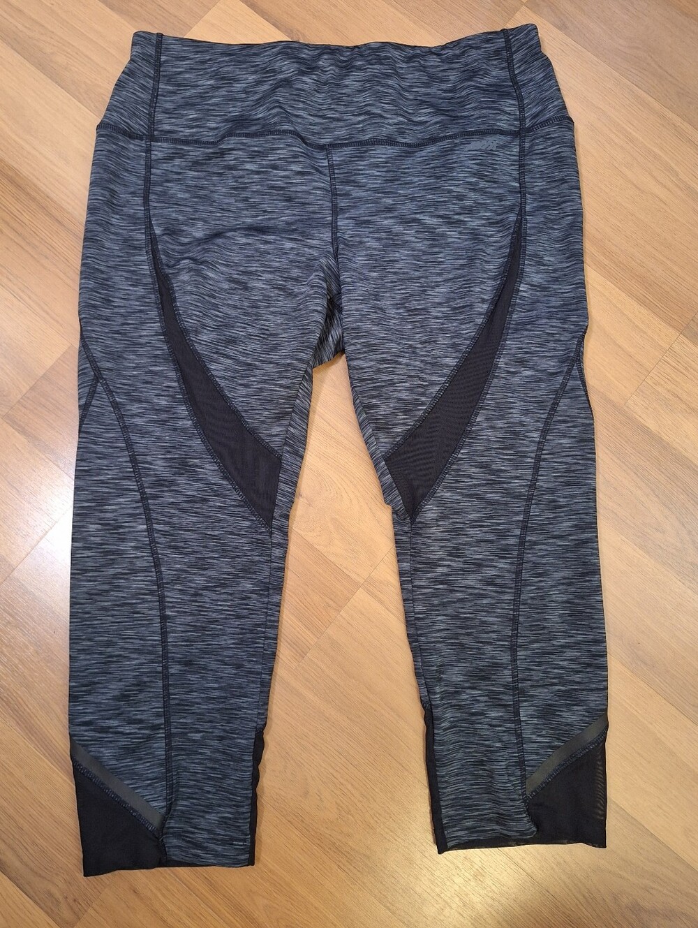 Avia Yoga, Workout, Running Capri Pants  Leggings